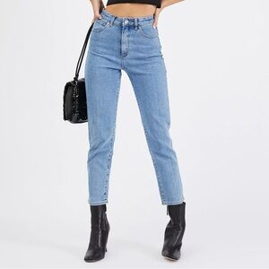 Abrand 10 (28) ‘94 High Slim Women’s Jeans High Rise Tapered Cropped